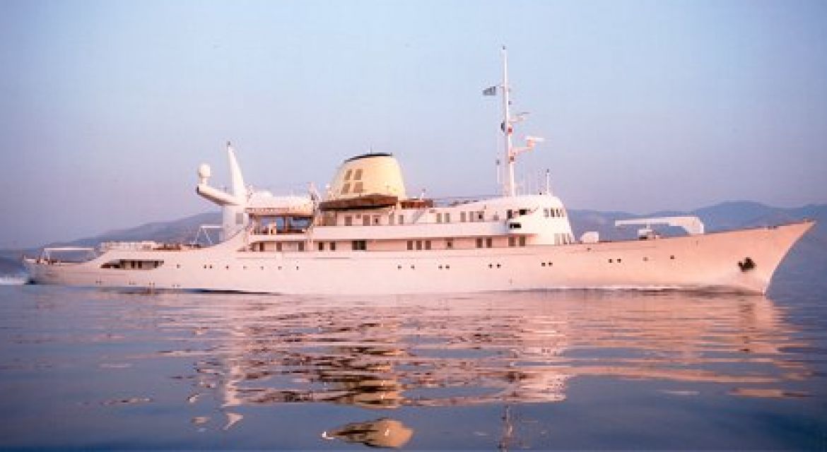 Featured Yacht Christina O - by: yachtingalliance.com