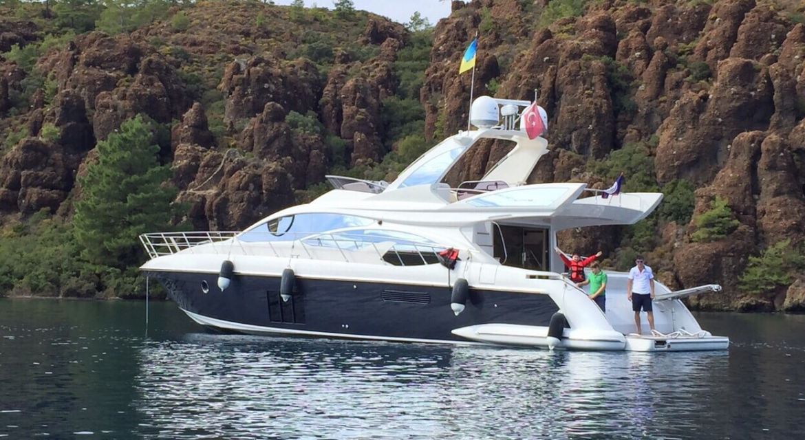 Yacht Azimut 60 Skyline for sale - by yachtingalliance.com