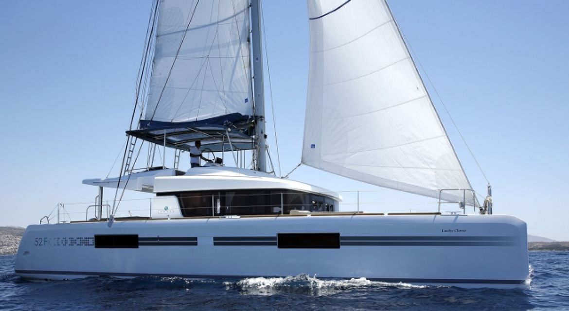 7|Sailing Catamaran Lucky Clover for charter