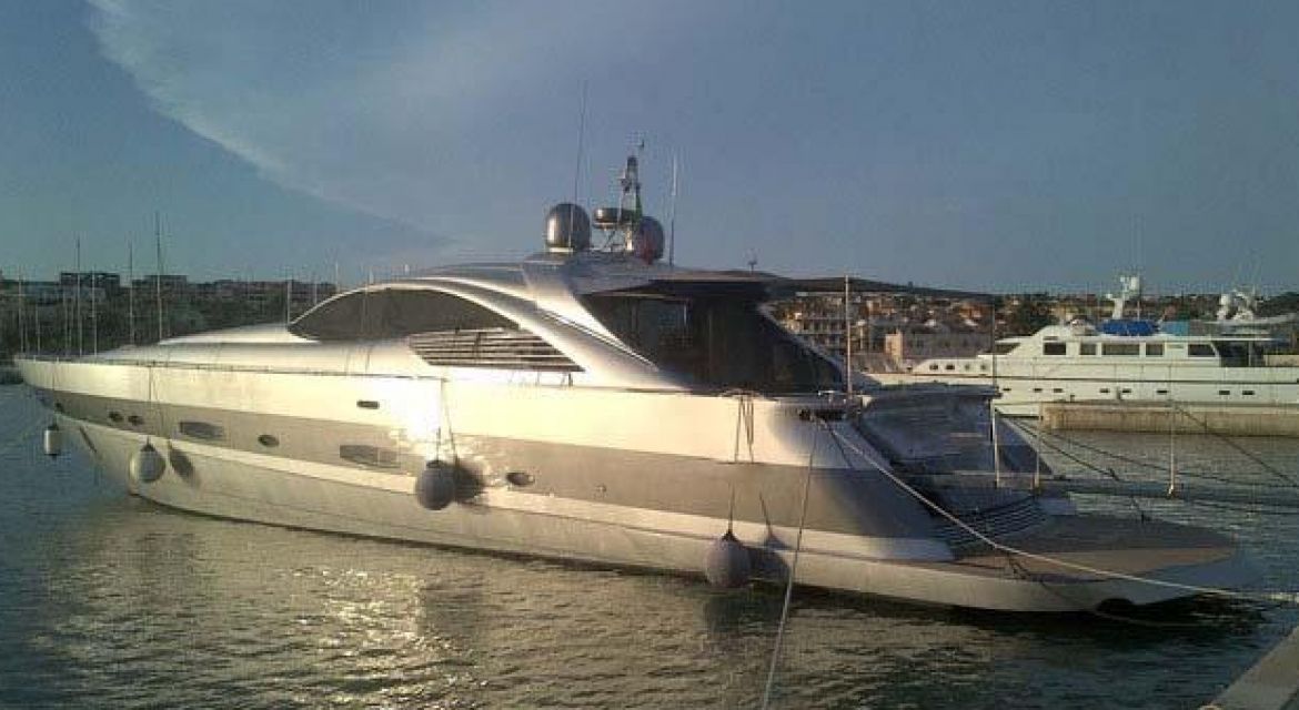 Yacht Pershing 88 for sale - by yachtingalliance.com
