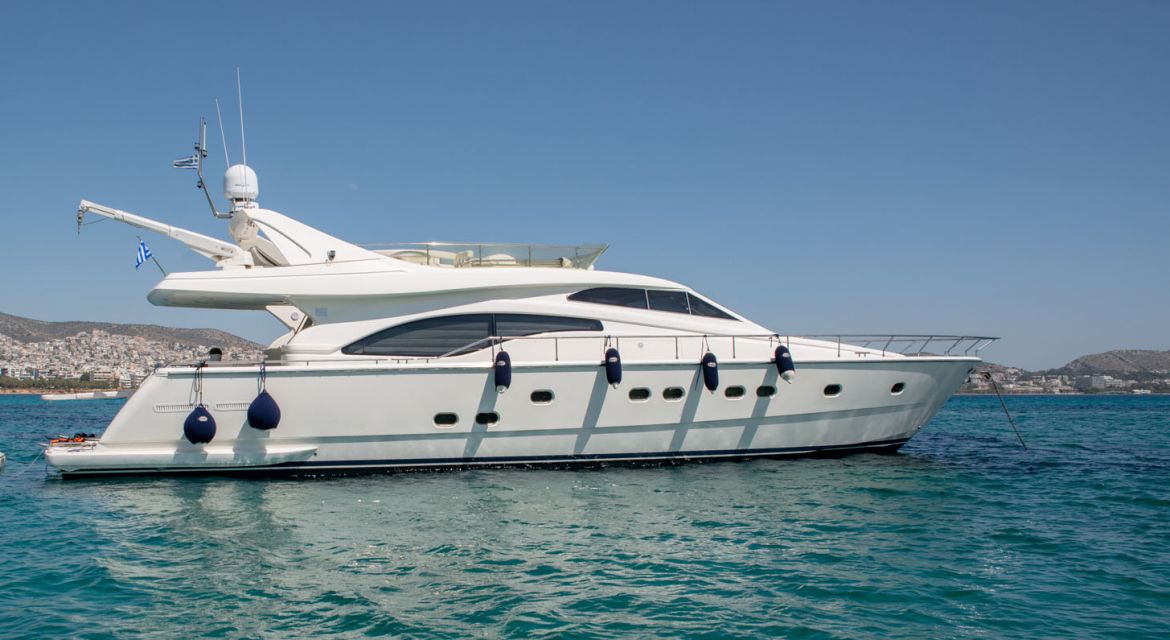 Yacht Ananas for charter - yachtingalliance.com